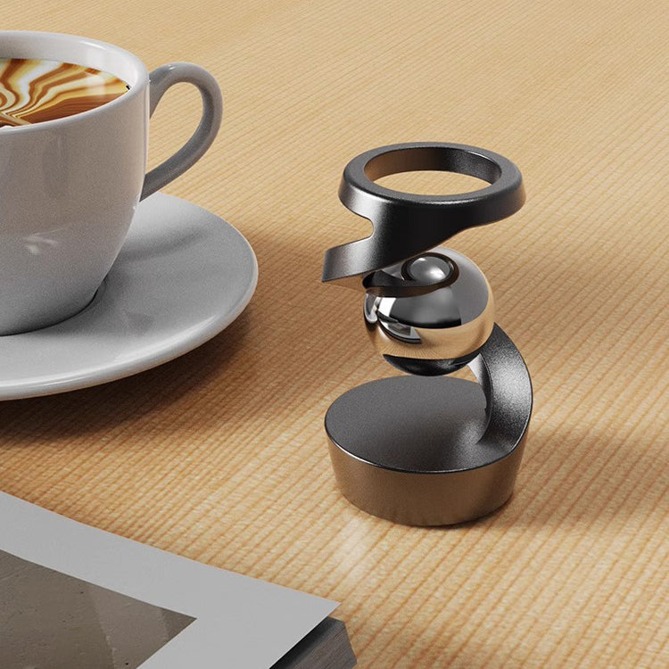 MindSpinner Mind-Bending Optical Illusion