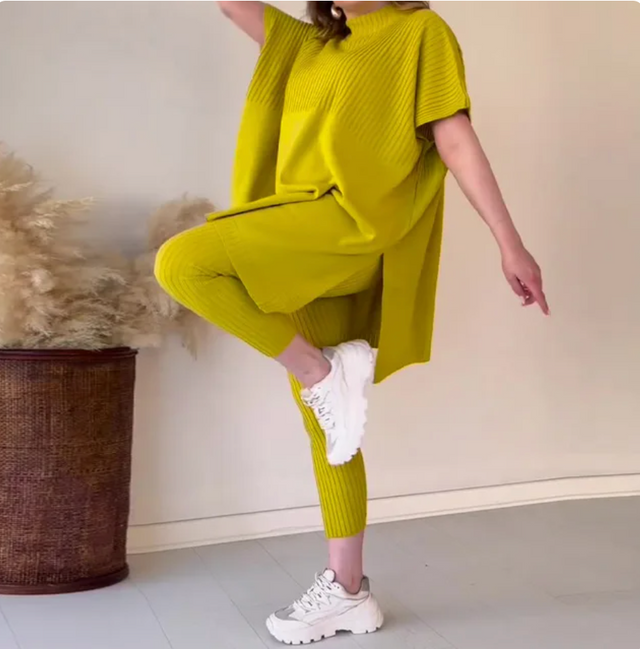 Damen Zweiteiler aus Strick – Oberteil & Hose mit Stehkragen