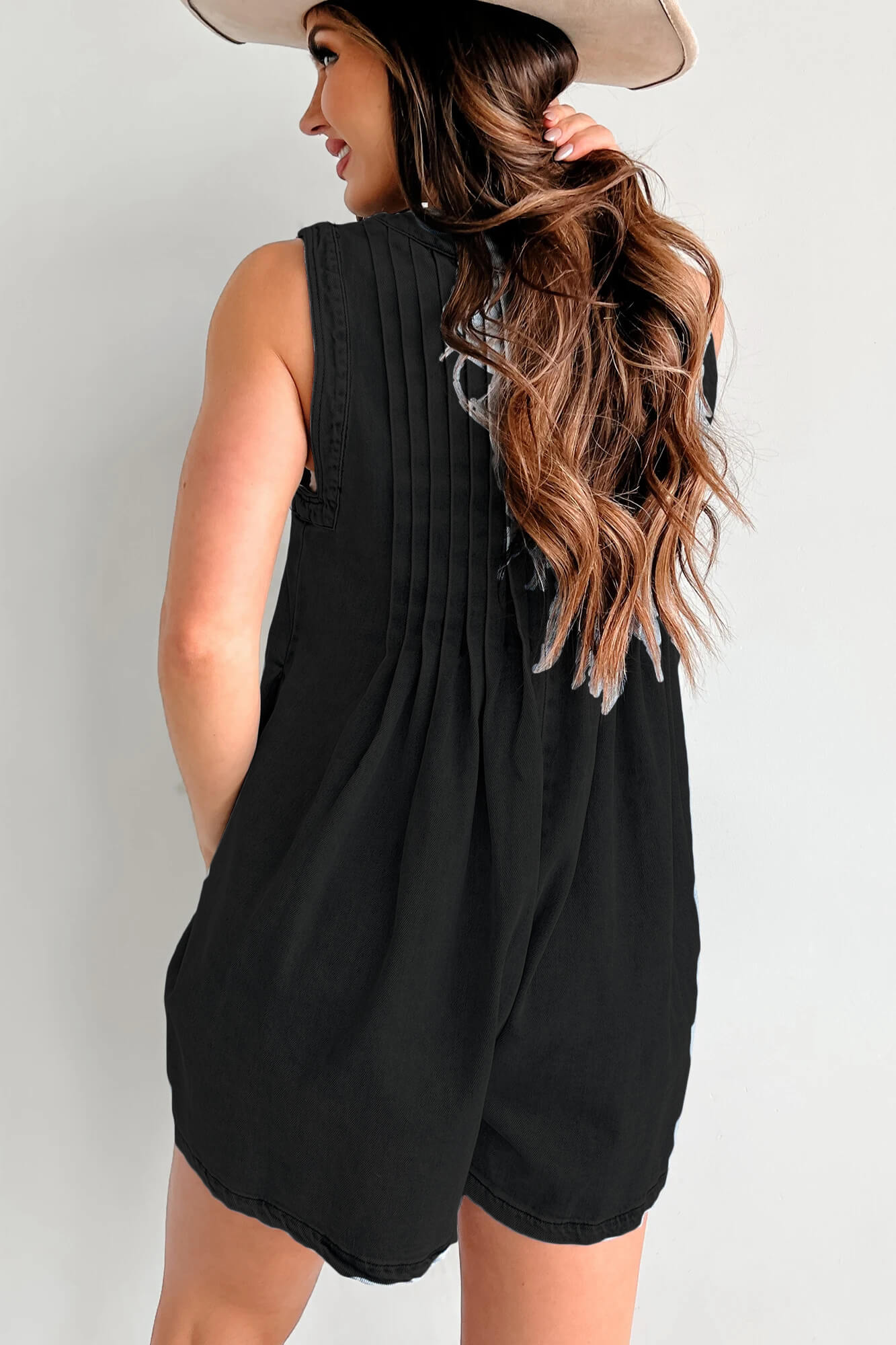 Abbey | Luchtige Denim Romper met Striksluiting