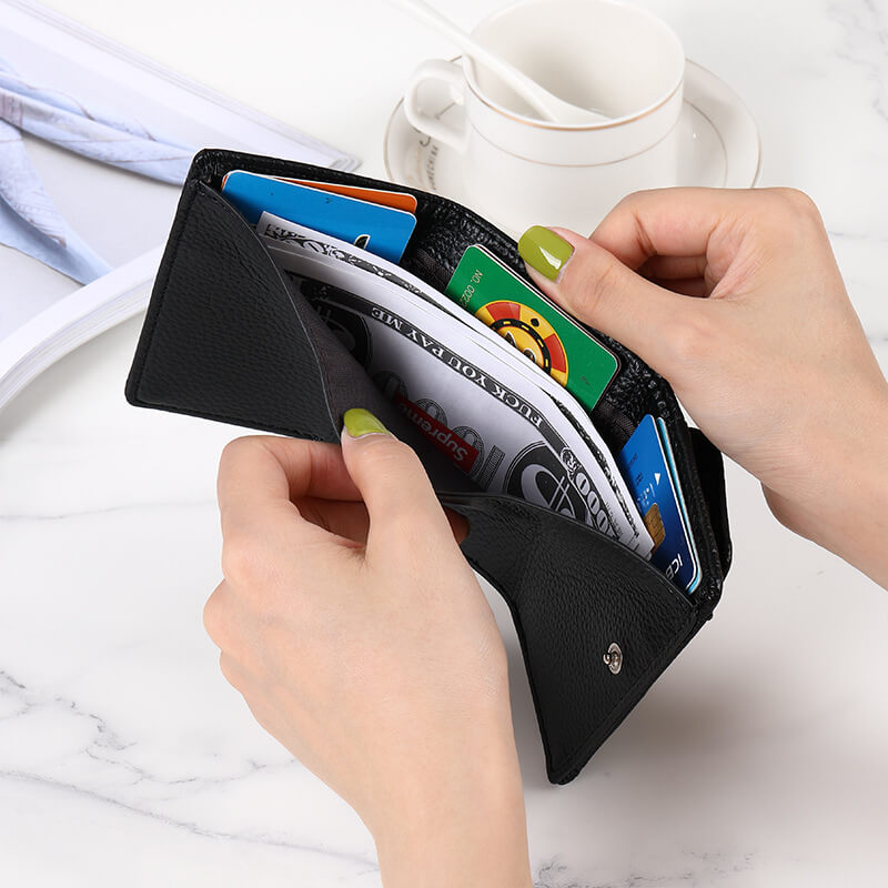 SecureWallet™ - Geldbörse mit Technologie zum Schutz vor Bankkartenbetrug