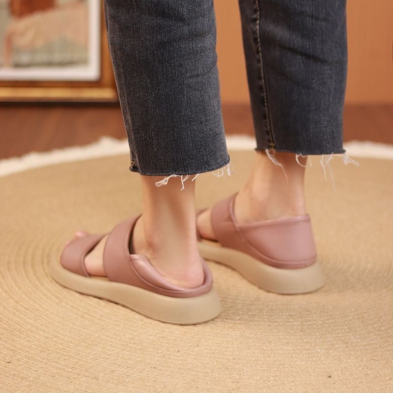 Neue modische Sandalen für Frauen aus echtem Leder mit dicker Sohle