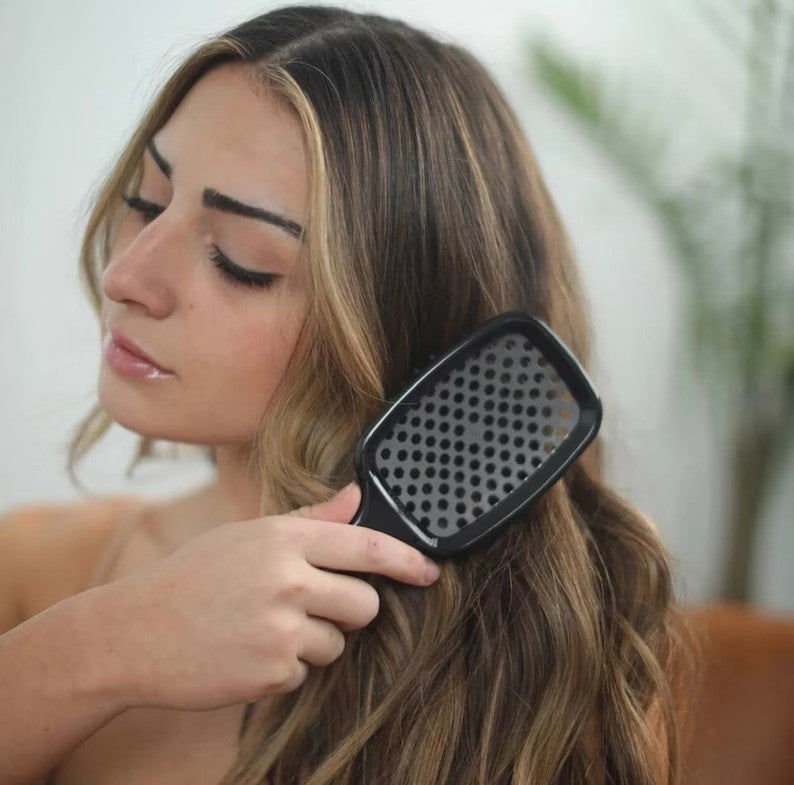 FluffiBrush Paddelbürste mit Belüftung - Schwarz