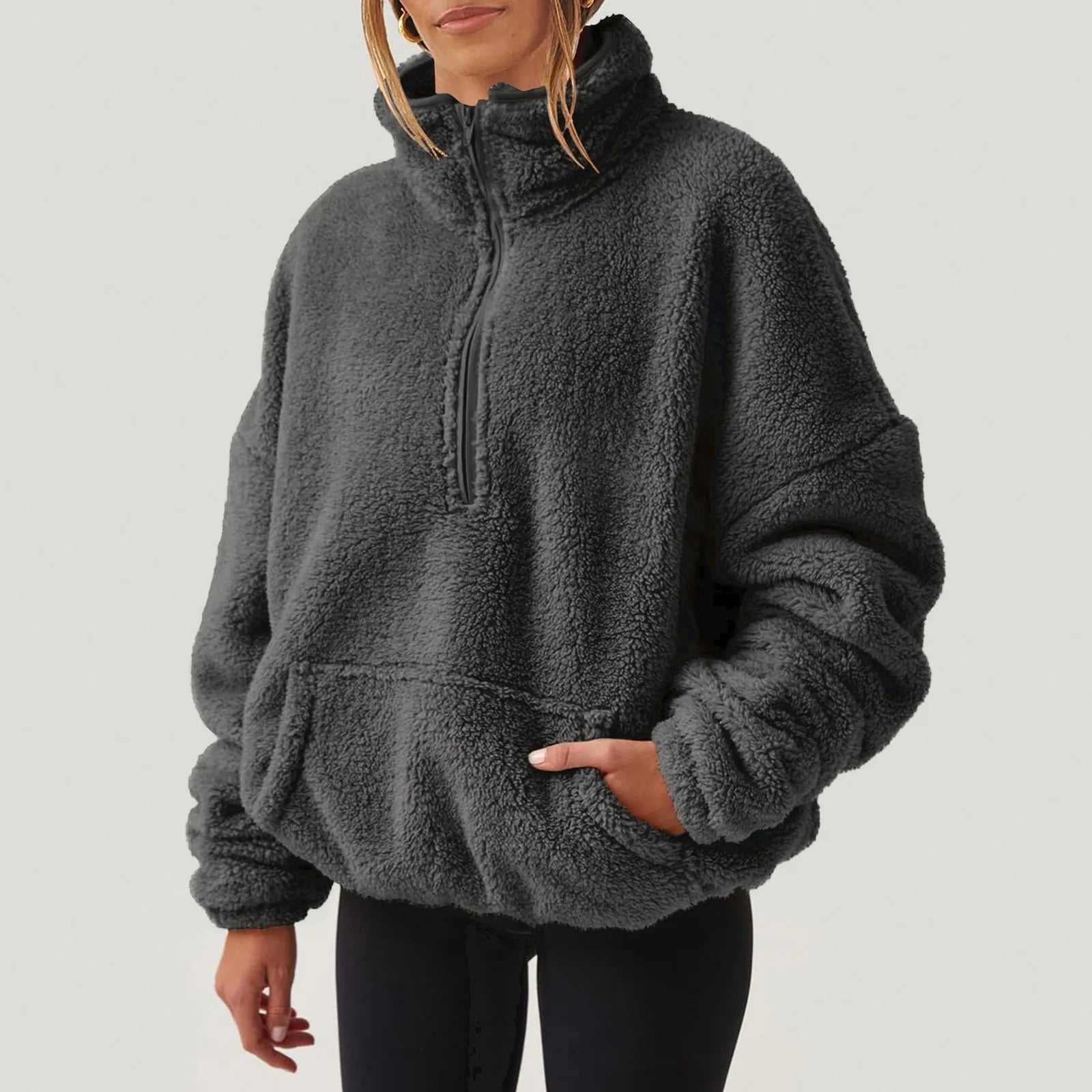 Sandra Rollkragen-Pullover aus Plüsch